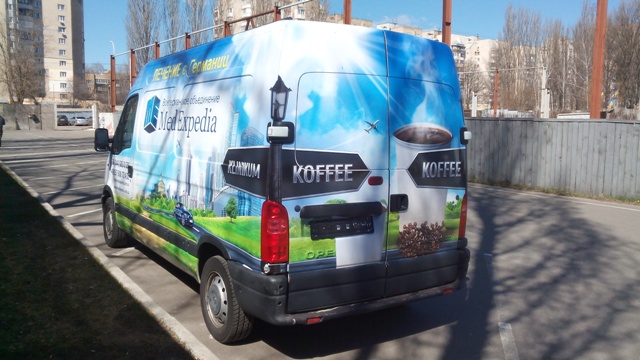 kak proizvoditsja oklejka avtomobilja plenkoj7